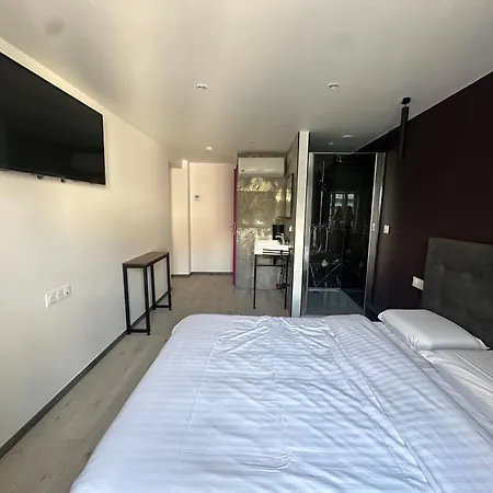 Hotel Brasserie En Faim Luneville